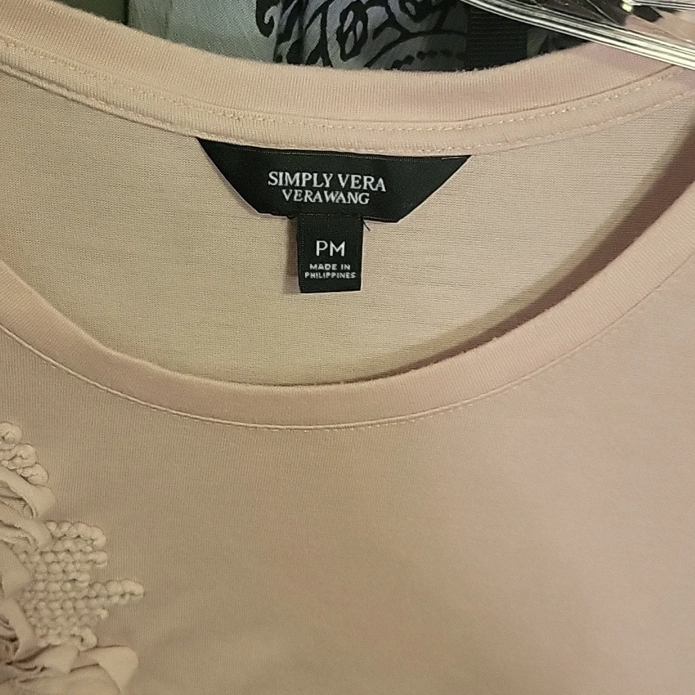 Top - Picture 2 of 2